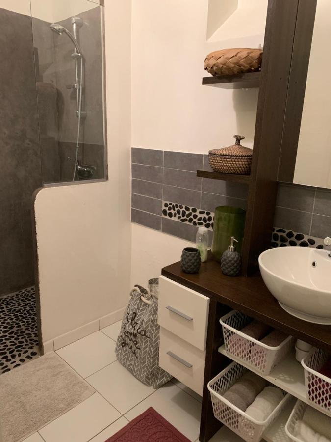 Charmant Logement A Vierzon Centre Buitenkant foto